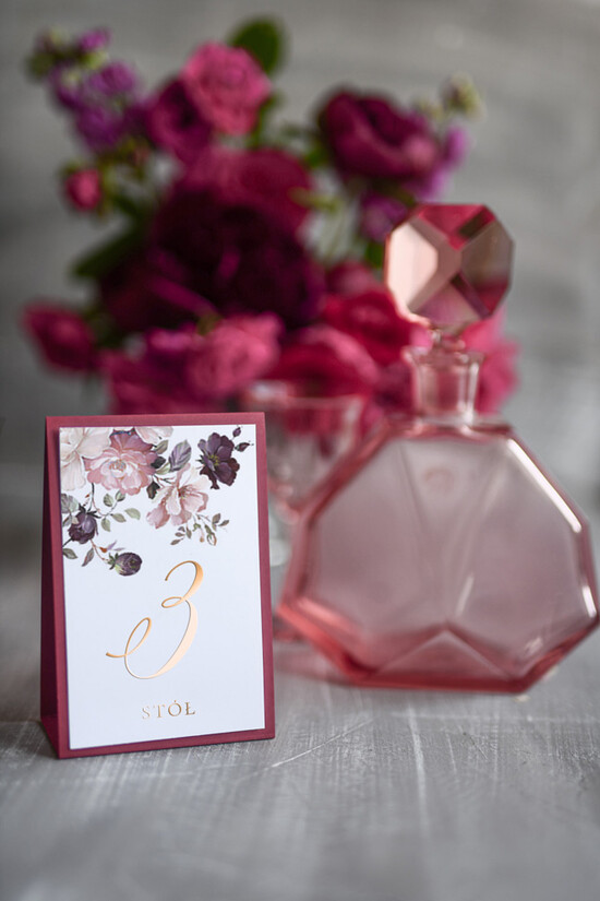 Numery na stół Glamour numerki na stoliki ślubne, złote w stylu glamour 01/pcklam/nrS