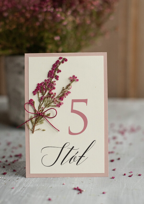 Numery na stół botaniczne podróżnicze  numery na stół weselny wrzos kwiatowe wesele   01/foldwrz/nrS