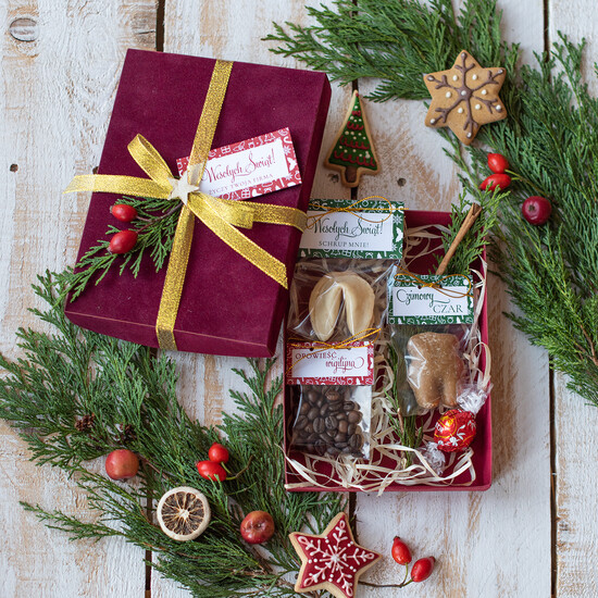 Prezenty oferta dla Firm kawa  herbata miód upominki na święta zestaw świąteczny dla firm welurowe pudełko z herbatą i kawą     04/KHwelM/swieta