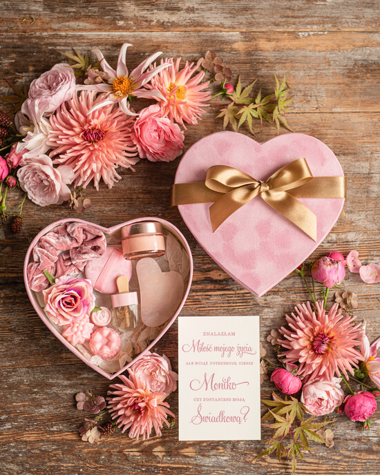 Prezenty dla świadków boxy prezentowy dla Świadkowej, prośba o świadkowanie  Czy zostaniesz moją świadkową, pomysł na prośbę o świadkowanie zestaw kosmetyków dla świadkowej  02/SRCkosM/swiadkowa