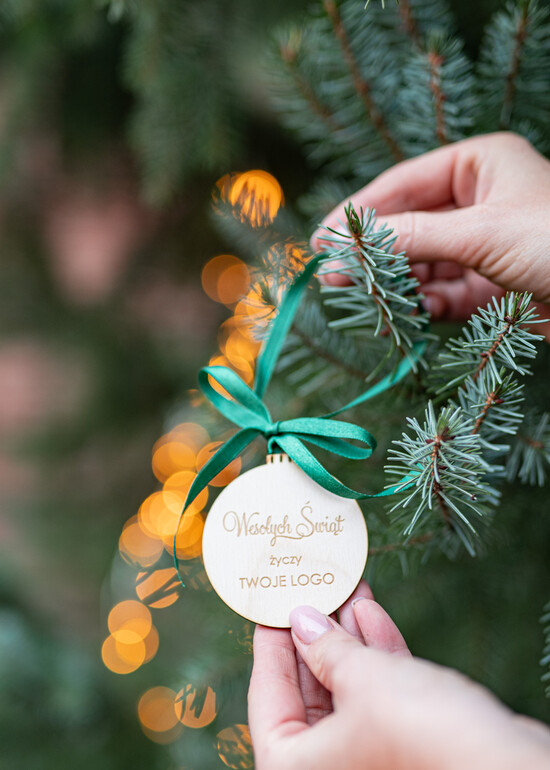 drobne prezenty dla firm Bombki ZAWIESZKI na choinkę Prezent Biznesowy Na Święta z Logo drewniana Bombka z logo na choinkę Zawieszka z Logo Firmy  z Logo 08/ZW/swieta