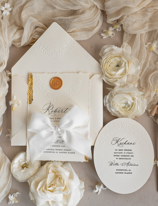 Zaproszenia na Komunię  chłopiec owalne zaproszenia na Komunię Zaproszenia komunijne personalizowane dla chłopca ręcznie robione zapr 02/tłoOws/Komunia