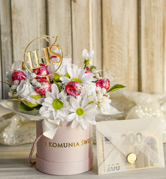 Pamiątki Prezenty na komunię  boxy prezentowe Zestaw Prezentowy od Chrzestnych na Pierwszą komunię Pralinki, Flowerbox Komunijny opakowanie na pie 04/Fx/FboxKom