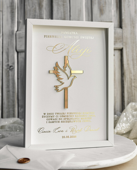 Pamiątki Prezenty na komunię  pamiątki na komunie  Pamiątka Pierwszej Komunii orbrazek z życzeniami Personalizowane pudełko na Prezent 02/rama3D/PamKom