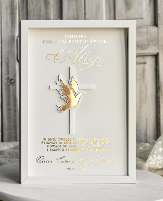 Pamiątki Prezenty na komunię  pamiątki na komunie  Pamiątka Pierwszej Komunii orbrazek z życzeniami Personalizowane pudełko na Prezent 01/rama3D/PamKom
