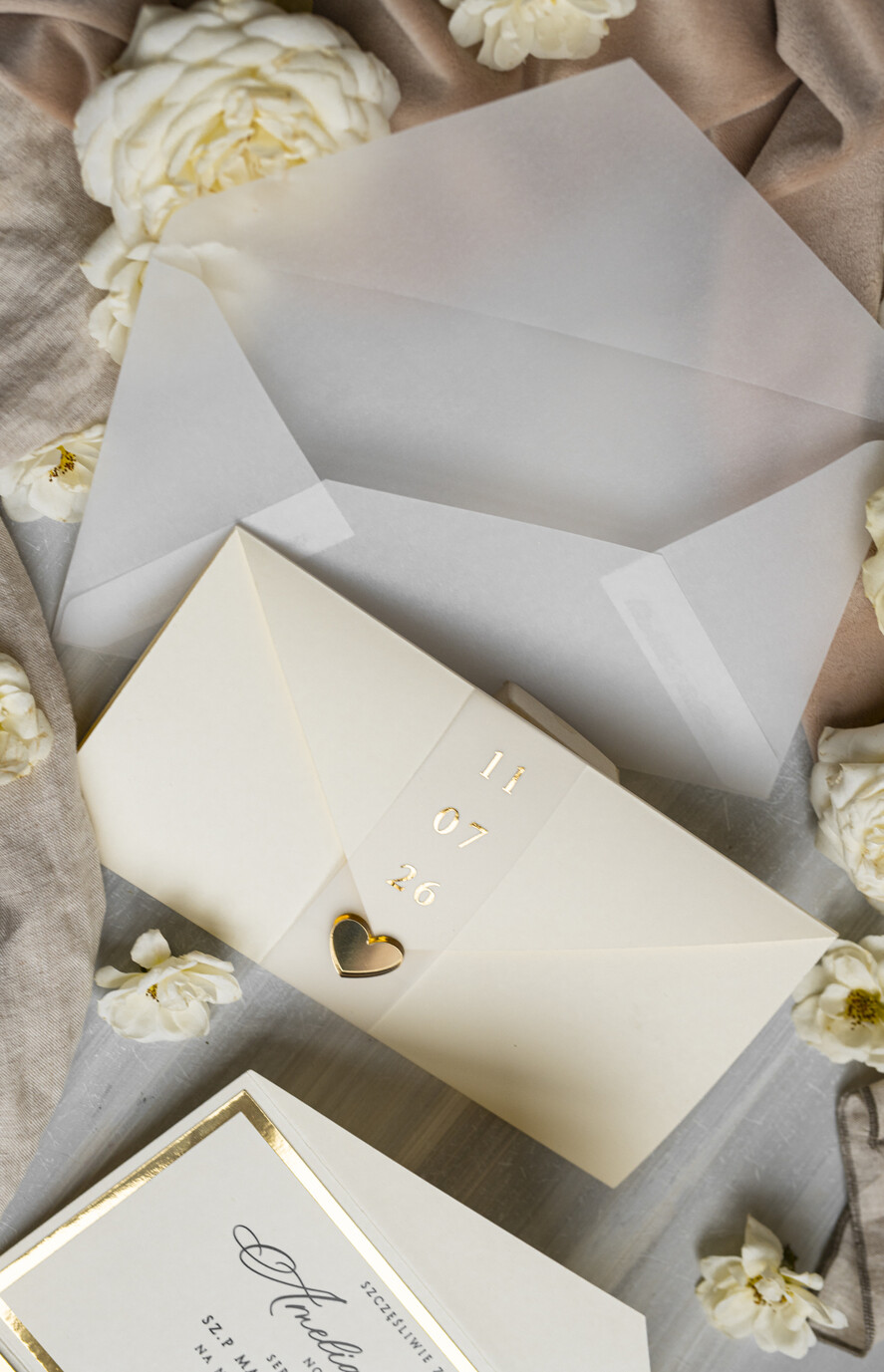 Zaproszenia ślubne Złote Glamour eleganckie złote zaproszenia ślubne, delikatne zaproszenie na ślub, zaproszenie ślubne w stylu glamour, złote litery na zaproszeniach ślubnych, zaproszenia ślubne składane w kopertę 18