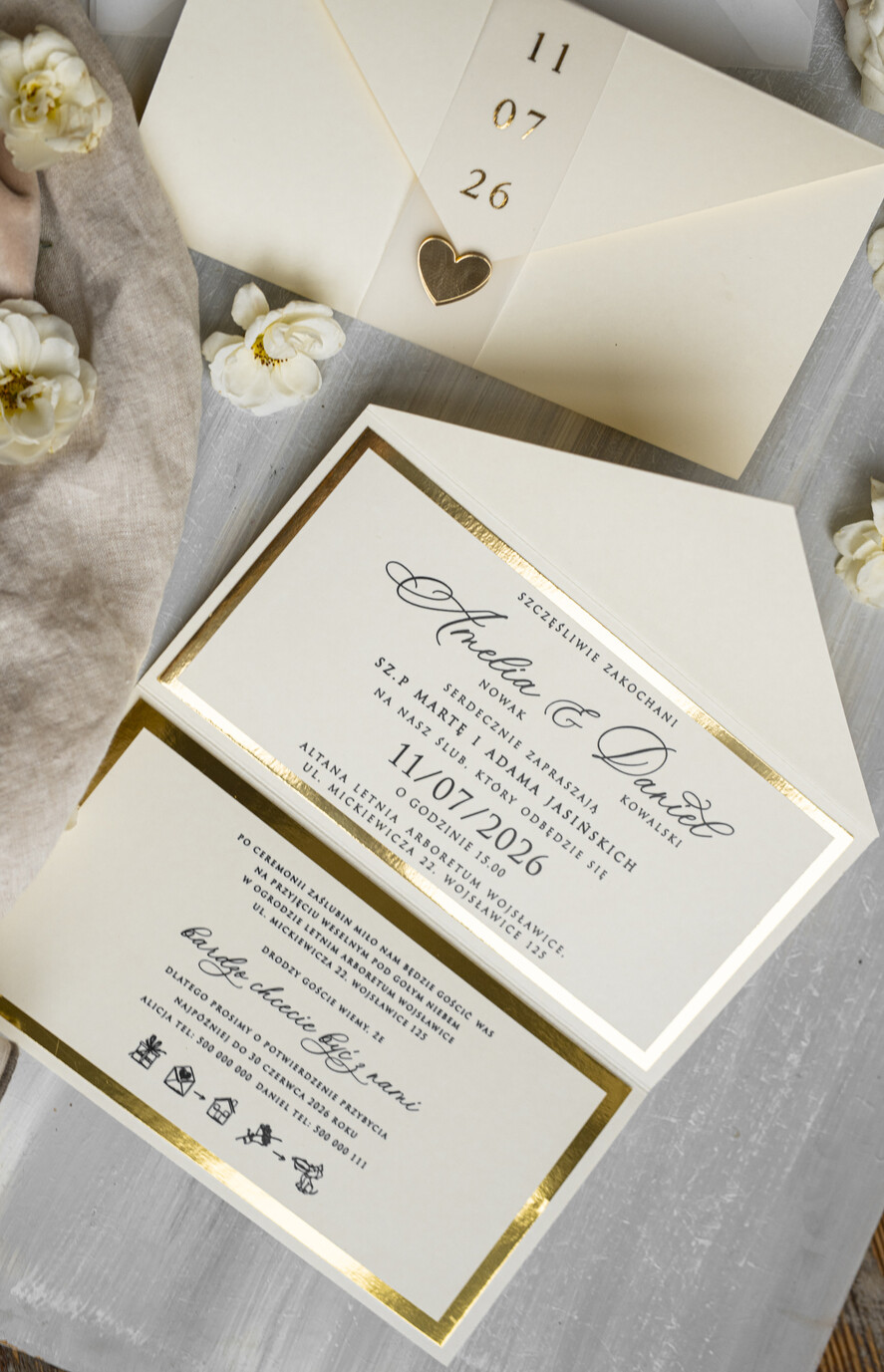 Zaproszenia ślubne Złote Glamour eleganckie złote zaproszenia ślubne, delikatne zaproszenie na ślub, zaproszenie ślubne w stylu glamour, złote litery na zaproszeniach ślubnych, zaproszenia ślubne składane w kopertę 9