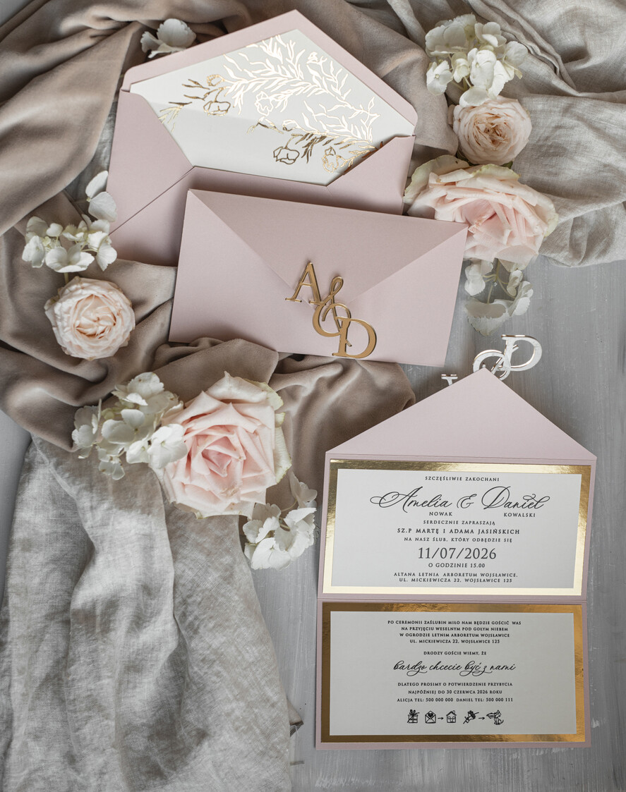 Zaproszenia ślubne Złote Glamour Eleganckie złote zaproszenia ślubne z lustrzanym monogramem, Kopertowe zaproszenie na ślub złocone, zaproszenia na ślub w stylu glamour, złote napisy na zaproszeniach ślubnych 13