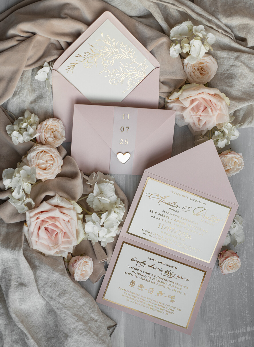 Zaproszenia ślubne Złote Glamour eleganckie złote zaproszenia ślubne, delikatne zaproszenie na ślub, zaproszenie ślubne w stylu glamour, złote litery na zaproszeniach ślubnych, zaproszenia ślubne składane w kopertę 0