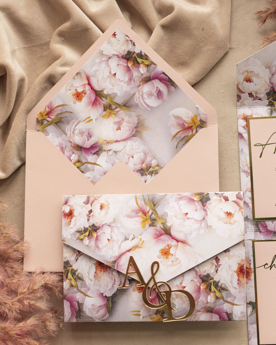 Zaproszenia ślubne Złote Glamour Kwiatowe złote zaproszenia ślubne z lustrzanym monogramem, Kopertowe różowe zaproszenie na ślub złocone, zaproszenia na slub i wesele pudrowy róż9