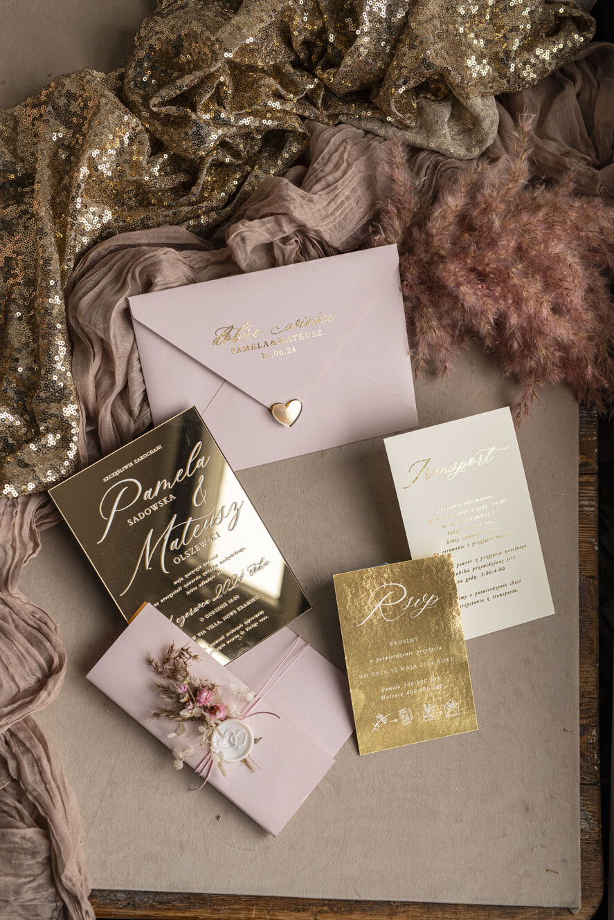 Zaproszenia ślubne Złote Glamour zaproszenie ślubne na lustrze, złote zaproszenia ślubne z lakiem i bukiecikiem kwiatów, różowe zaproszenie na ślub złocone, zaproszenia na slub cywilny pudrowy róż  4