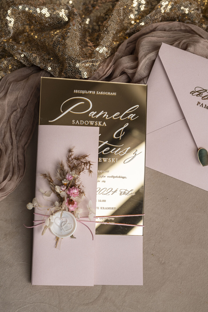 Zaproszenia ślubne Złote Glamour zaproszenie ślubne na lustrze, złote zaproszenia ślubne z lakiem i bukiecikiem kwiatów, różowe zaproszenie na ślub złocone, zaproszenia na slub cywilny pudrowy róż  8