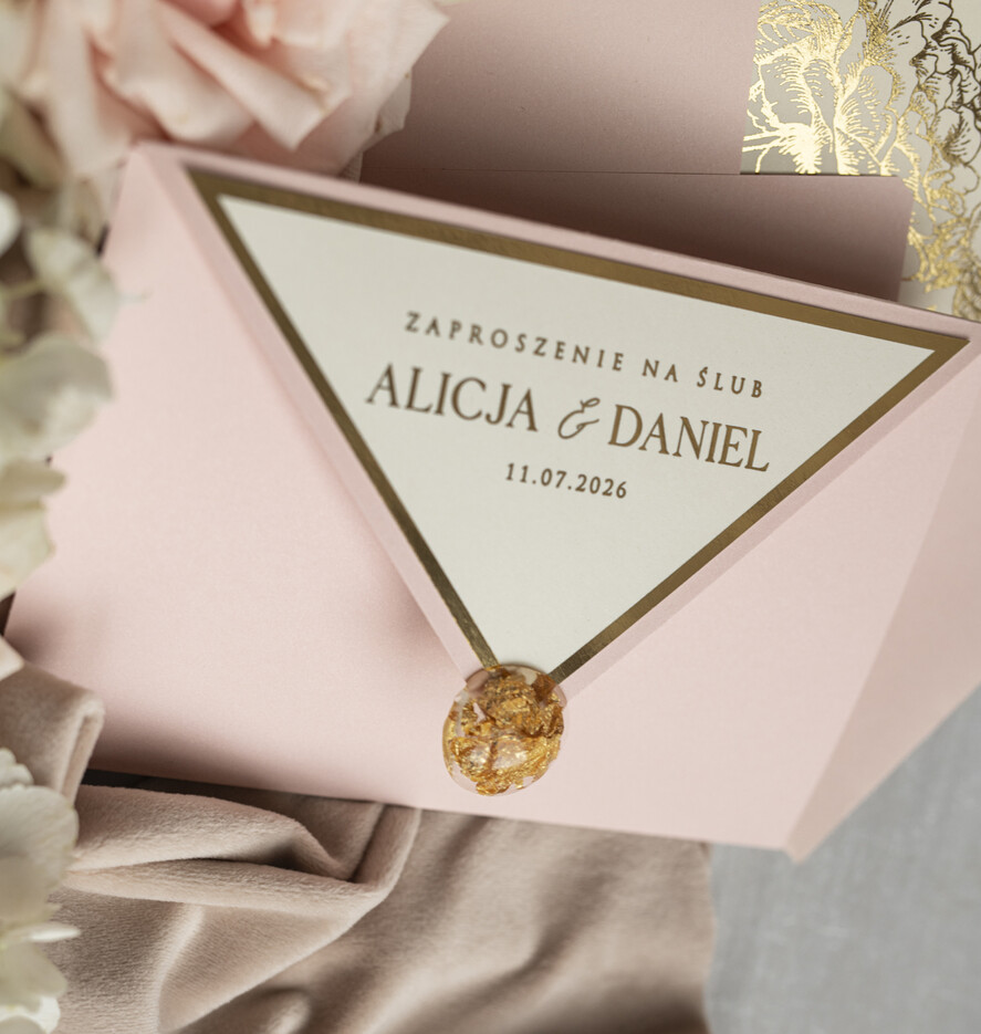 Zaproszenia ślubne Złote Glamour wyjątkowe zaproszenia ślubne Eleganckie Złote Zaproszenia Ślubne, Delikatne Zaproszenie Na Ślub, Zaproszenie Ślubne W Stylu Glamour, Złote Litery Na Zaproszeniach Ślubnych 4