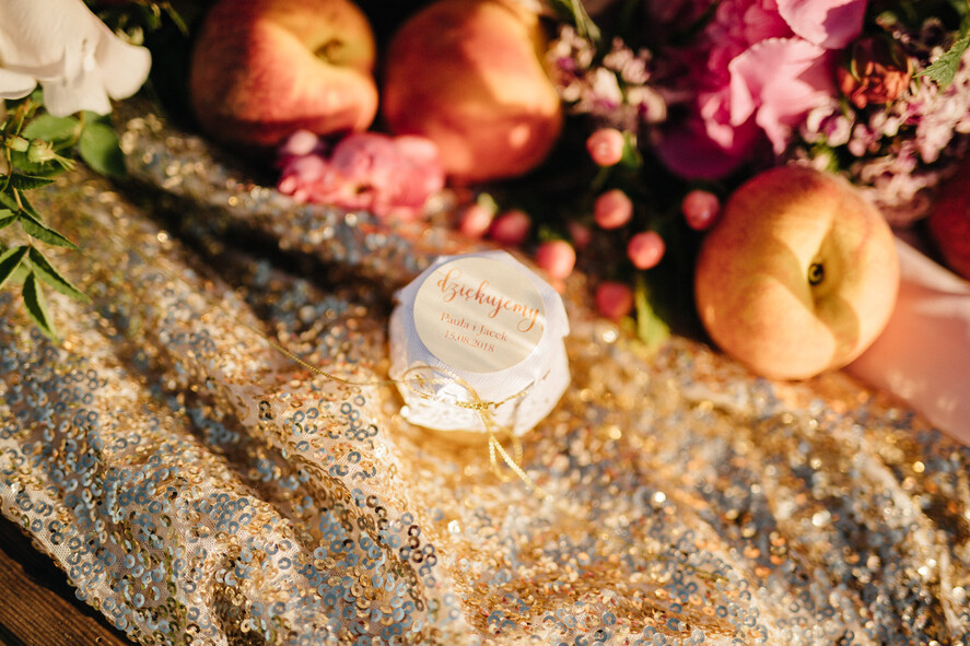 Podziękowania dla Gości Weselnych Miody i słoiczki Nutella ślubne upominki dla gości weselnych podarek będący ozdobą stołu weselnego miodki w słoiczku  2