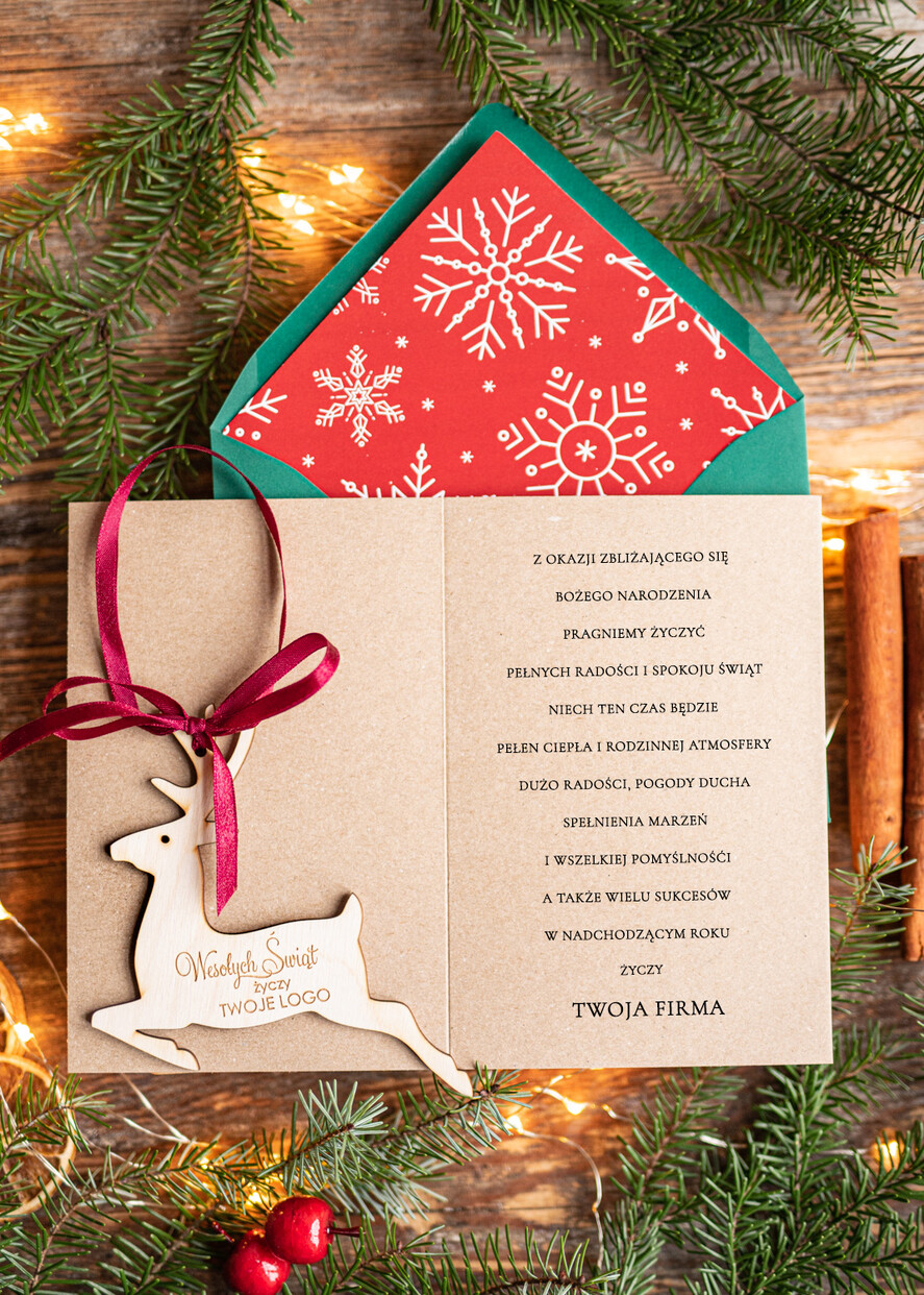 Kartki świąteczne z logo firmy z magnesem lub zawieszką na choinkę kartki świąteczne dla firmy z logo kartki z drewnianą bombką   kartki świąteczne dla firm Drewniana bombka zawieszka na choinke1
