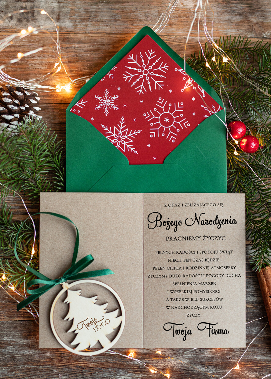 Kartki świąteczne z logo firmy z magnesem lub zawieszką na choinkę kartki świąteczne dla firm Drewniana bombka zawieszka na choinke z Logo firmy świateczna kartka firmowa choinka0