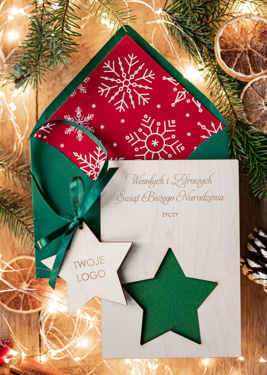 Kartki świąteczne z logo firmy z magnesem lub zawieszką na choinkę kartki świąteczne dla firm Drewniana bombka zawieszka na choinke z Logo firmy świateczna kartka firmowa 0