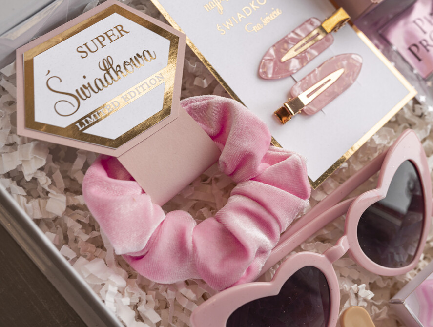 Prezenty dla świadków boxy prezentowy dla Świadkowej, prośba o świadkowanie  czy zostaniech moją druhną prośba o świadkowanie pomysł na prezent dla świadkowej, box kosmetyczny dla świadkowej i druhny, oryginalny prezent dla świadkowej3