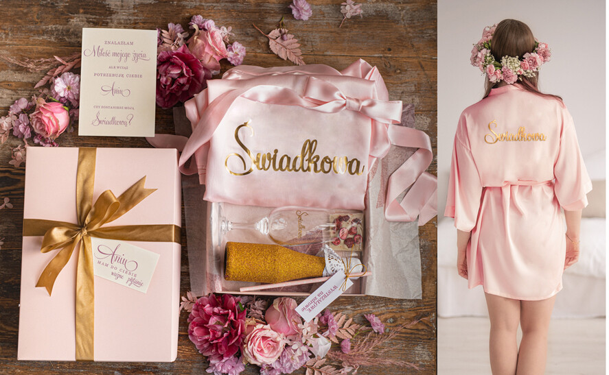 Prezenty dla świadków boxy prezentowy dla Świadkowej, prośba o świadkowanie  Satynowy Szlafrok ze Złotym Napisem Prezent dla Świadkowej Zestaw Kosmetyczny- Prośba o świadkowanie0
