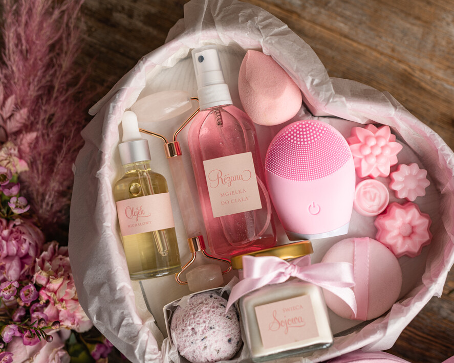 Prezenty dla świadków boxy prezentowy dla Świadkowej, prośba o świadkowanie  Prośba o Świadkowanie Serce Prezentowe Z kubkiem - Prezent dla Świadkowej  Zestaw Ksometyków Czy zostaniesz moją Świadkową?2