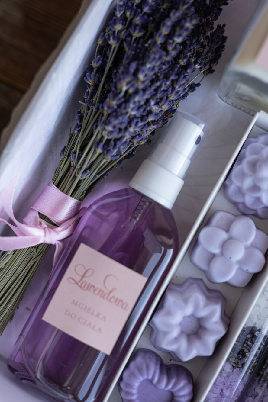 Prezenty dla świadków boxy prezentowy dla Świadkowej, prośba o świadkowanie   Prośba o Świadkowanie - Prezent dla Świadkowej Średni Zestaw Kosmetyków Czy zostaniesz moją Świadkową?3