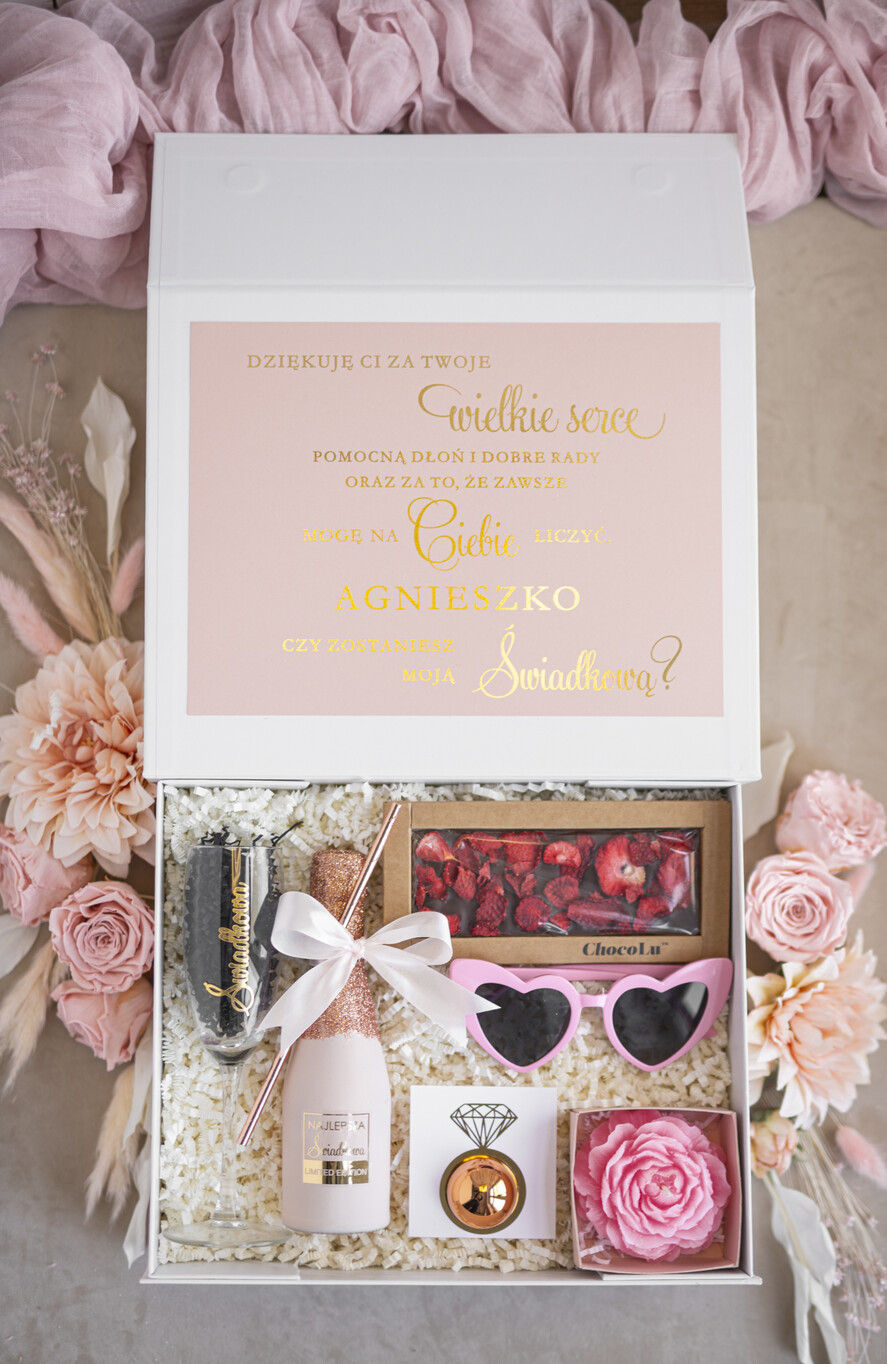 Prezenty dla świadków boxy prezentowy dla Świadkowej, prośba o świadkowanie  personalizowany prezent dla świadkowej, box dla świadkowej i druhny, oryginalny prezent dla świadkowej Mamy do Ciebie bardzo ważne pytanie… Czy zostaniesz naszą Świadkową?1