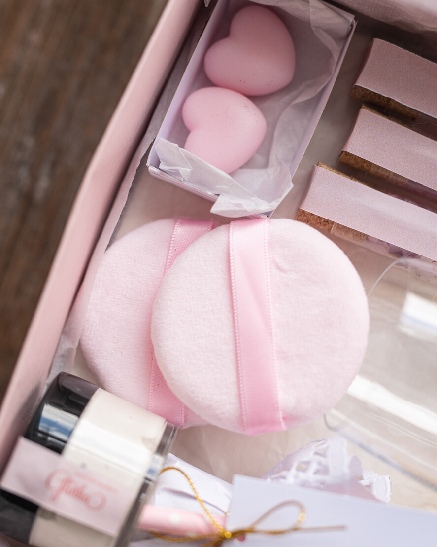 Prezenty dla świadków boxy prezentowy dla Świadkowej, prośba o świadkowanie   Zestaw Kosmetyków Czy zostaniesz moją Świadkową?- Szampanek Złoty Brokatowy I Szampanówka Grawerowana Prośba o Świadkowanie 2