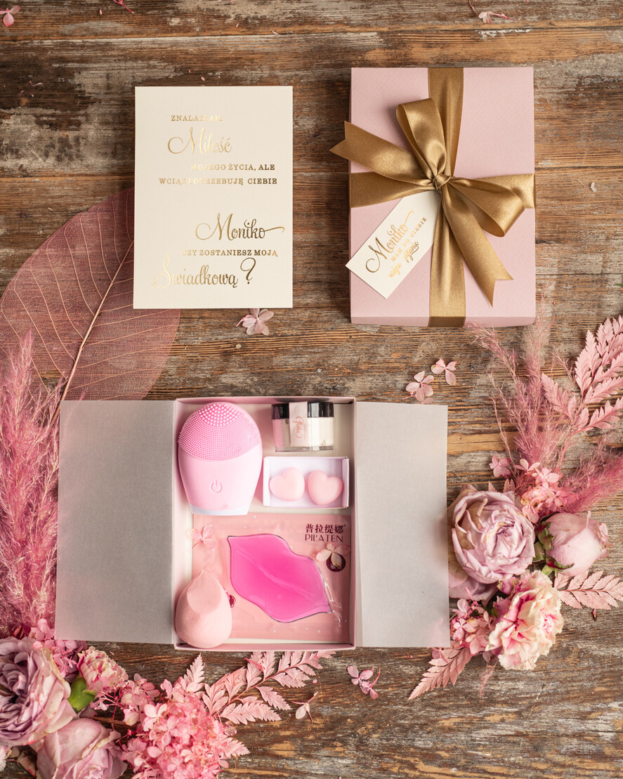 Prezenty dla świadków boxy prezentowy dla Świadkowej, prośba o świadkowanie  Pudełko  PROŚBA o Świadkowanie Box dla świadkowej. Złoty  Zestaw Prezentowy czy zostaniesz moją świadkową0