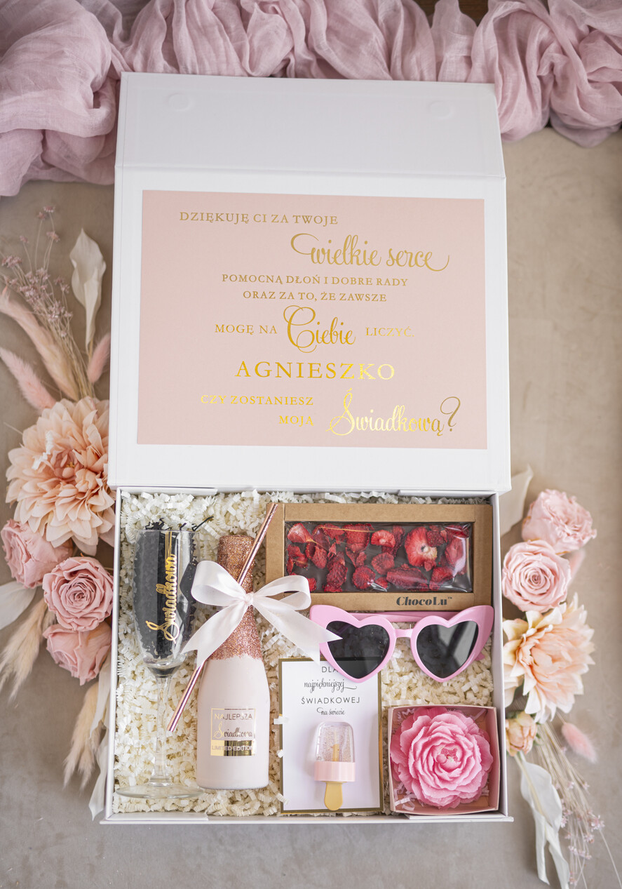 Prezenty dla świadków boxy prezentowy dla Świadkowej, prośba o świadkowanie  personalizowany prezent dla świadkowej, box dla świadkowej i druhny, oryginalny prezent dla świadkowej Mamy do Ciebie bardzo ważne pytanie… Czy zostaniesz naszą Świadkową?1