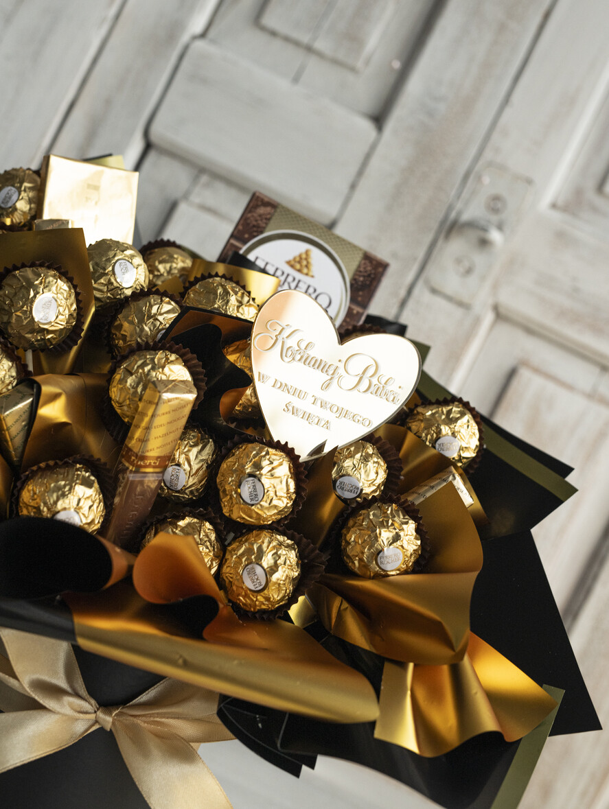 Prezenty dla Babci i Dziadka Prezenty dla Babci prezent dla babci, box dla babci, słodki prezent dla babci, kosz prezentowy dla babci, zestaw słodyczy dla babci, prezent na Dzień Babci, upominek dla babci, słodycze dla babci1