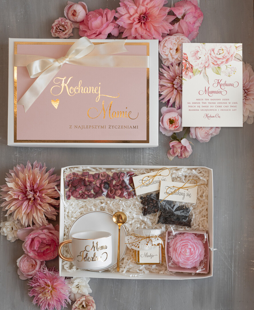 Prezenty dla Mamy zestawy w welurowych i ozdobnych pudełkach  pomysł na prezent dla Mamy na urodziny, Fajne pomysły na prezent z okazji Dnia Mamy, co kupić na Dzień Mamy, box prezentowy dla mamy, zestawy prezentowe dla Mamy0