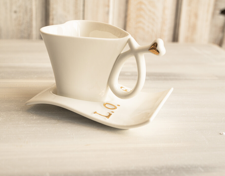 Prezenty dla Mamy zestawy w welurowych i ozdobnych pudełkach  elegancki prezent z okazji dnia mamy, pudełko z filiżanką i herbatą, gotowy do wręczenia prezent dla mamy, filiżanka serce ze spodkiem, pomysł na prezent dla mamy8