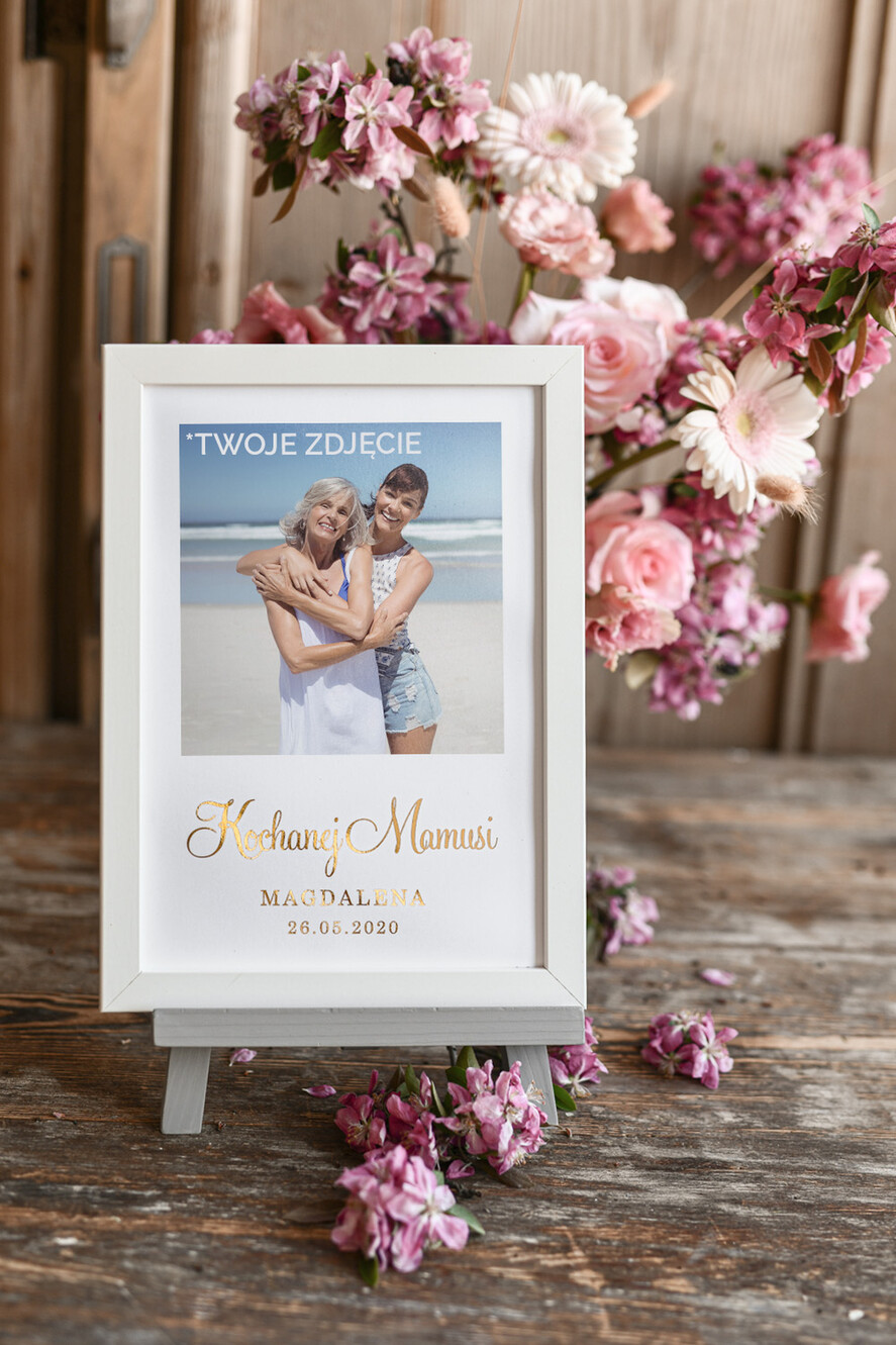 Prezenty dla Mamy ramki, puzzle, ramki na zdjęcia  Prezent na dzien mamy wydrukujemy  zdjęcie i złota dedykacja dla mamusi na dzien mamy 0