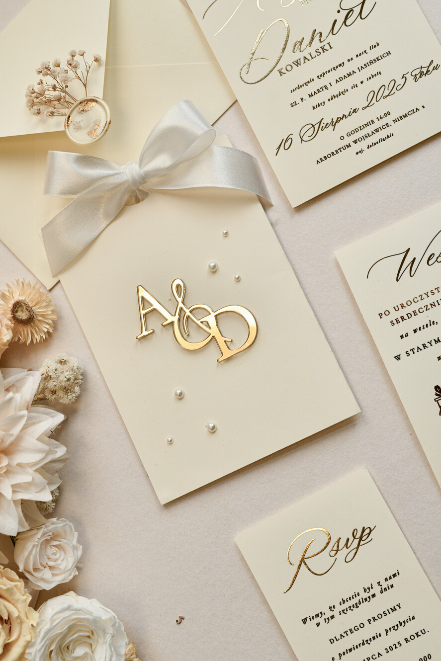 Zaproszenia ślubne z perełkami / tłoczeniem zaproszenia ślubne z perełkami w etui, minimalistyczne zaproszenie na ślub z perełki 12