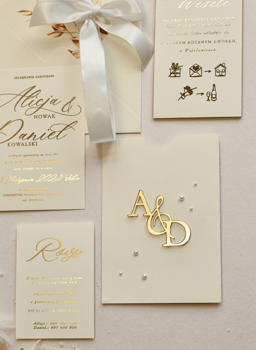 Zaproszenia ślubne z perełkami / tłoczeniem zaproszenia ślubne z perełkami w etui, minimalistyczne zaproszenie na ślub z perełki 4