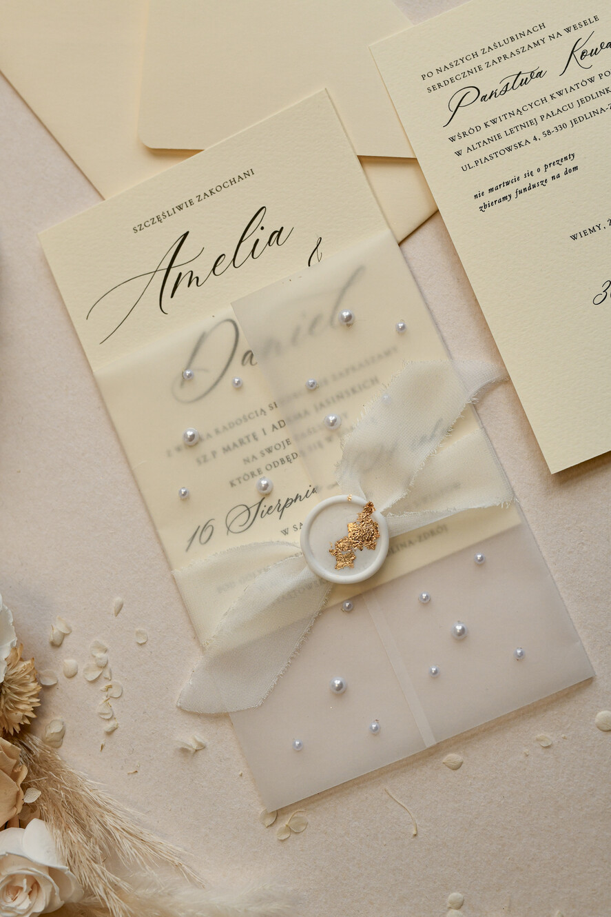Zaproszenia ślubne z perełkami / tłoczeniem zaproszenia ślubne z perełkami kalkowa obwoluta, minimalistyczne zaproszenie na ślub z perełki 3