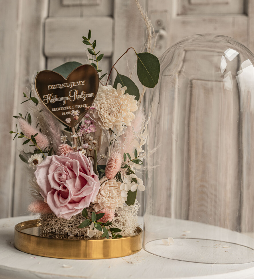 Prezenty, Podziękowania dla Rodziców Kompozycje Kwiatowe / Flowerboxy podziękowania dla Rodziców flowerbox z suszonych kwiatów, kompozycja z suszonych kwiatów w szklanej kopule, różowa wieczna róża, pomysł na prezent dla rodziców1