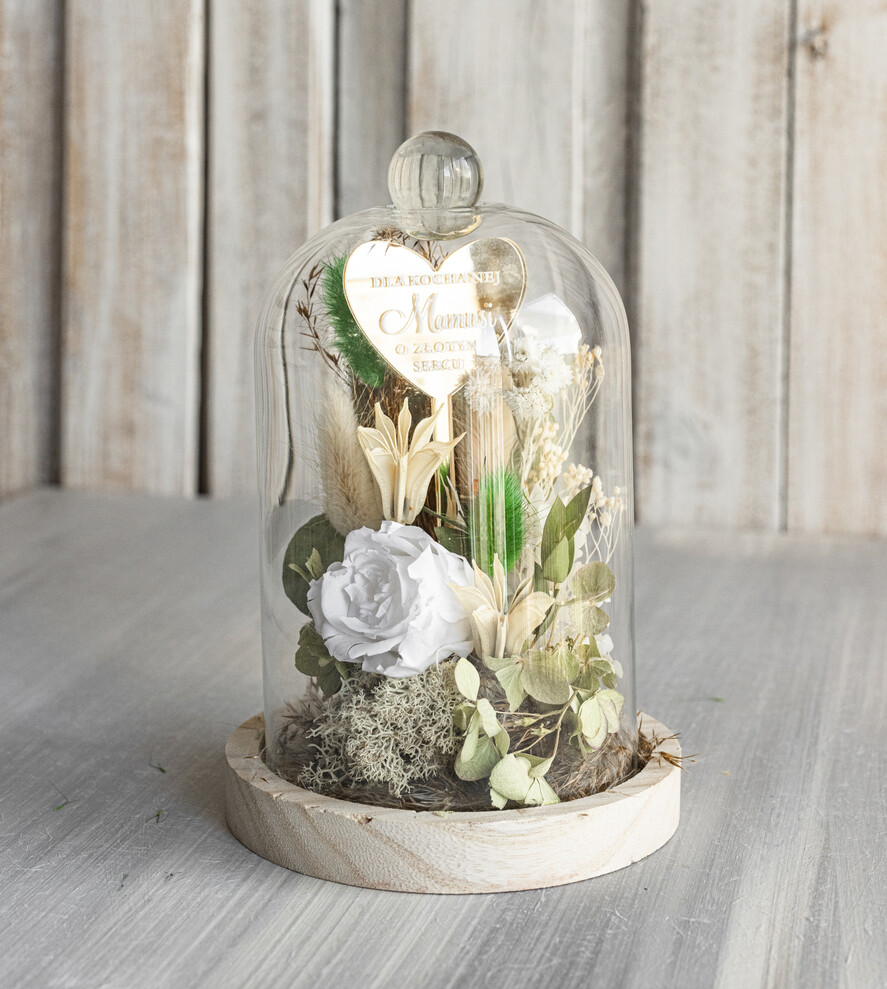 Prezenty dla Mamy flowerboxy, box ze słodyczami  kompozycja kwiatowa w szklanej kopule, prezent dla mamy flowerbox z suszonych kwiatów, suszone kwiaty w szkle, prezent na dzień mamy kwiaty4