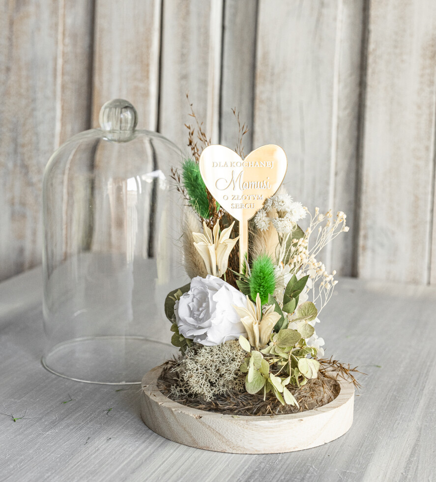 Prezenty dla Mamy flowerboxy, box ze słodyczami  kompozycja kwiatowa w szklanej kopule, prezent dla mamy flowerbox z suszonych kwiatów, suszone kwiaty w szkle, prezent na dzień mamy kwiaty5