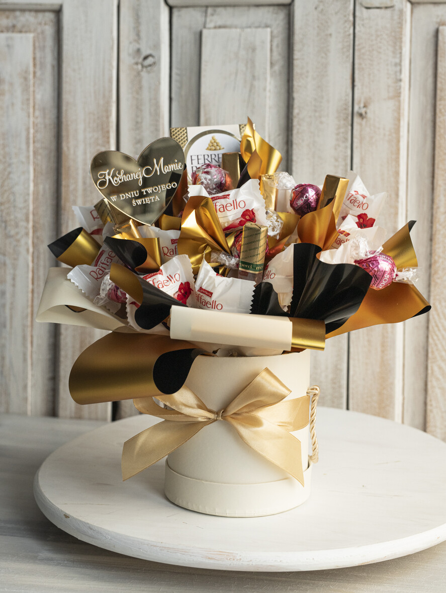 Prezenty dla Mamy flowerboxy, box ze słodyczami  prezent dla mamy, box dla mamy, słodki prezent dla mamy, kosz prezentowy dla mamy, zestaw słodyczy dla mamy, prezent na Dzień Mamy, upominek dla mamy, słodycze dla mamy8