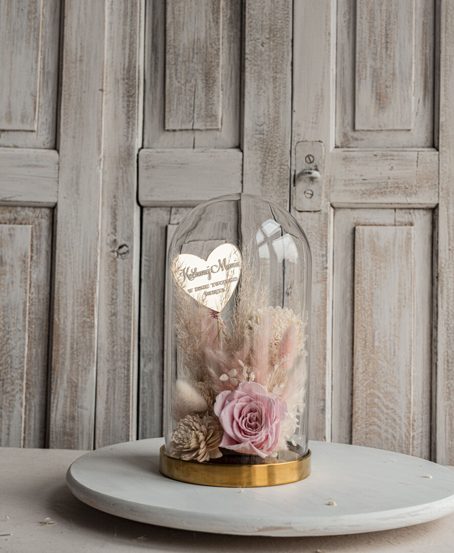 Prezenty dla Mamy flowerboxy, box ze słodyczami  flowerbox, pomysł na prezent prezent dla mamy kwiaty w kopule kompozycja z kwiatów suszonych wieczne roze,  kwiaty w szkle, rózowa wieczna róża29