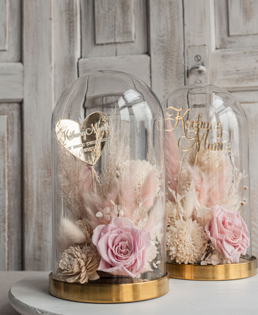 Prezenty dla Mamy flowerboxy, box ze słodyczami  flowerbox, pomysł na prezent prezent dla mamy kwiaty w kopule kompozycja z kwiatów suszonych wieczne roze,  kwiaty w szkle, rózowa wieczna róża31