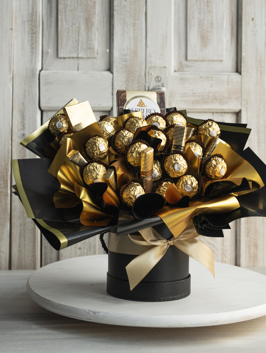 Prezenty dla Mamy flowerboxy, box ze słodyczami  prezent dla mamy, box dla mamy, słodki prezent dla mamy, kosz prezentowy dla mamy, zestaw słodyczy dla mamy, prezent na Dzień Mamy, upominek dla mamy, słodycze dla mamy3