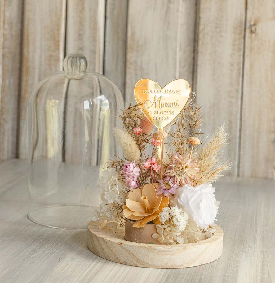 Prezenty dla Mamy flowerboxy, box ze słodyczami  kompozycja kwiatowa w szklanej kopule, prezent dla mamy flowerbox z suszonych kwiatów, suszone kwiaty w szkle, prezent na dzień mamy kwiaty3