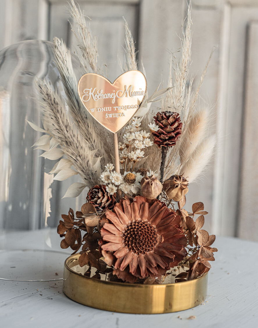 Prezenty dla Mamy flowerboxy, box ze słodyczami  prezent na dzień mamy, kwiaty w szklanej kopule, pomysł na prezent dla mamy, Szklana kopuła dekoracja suszone kwiaty, Suszone Kwiaty W Szkle5