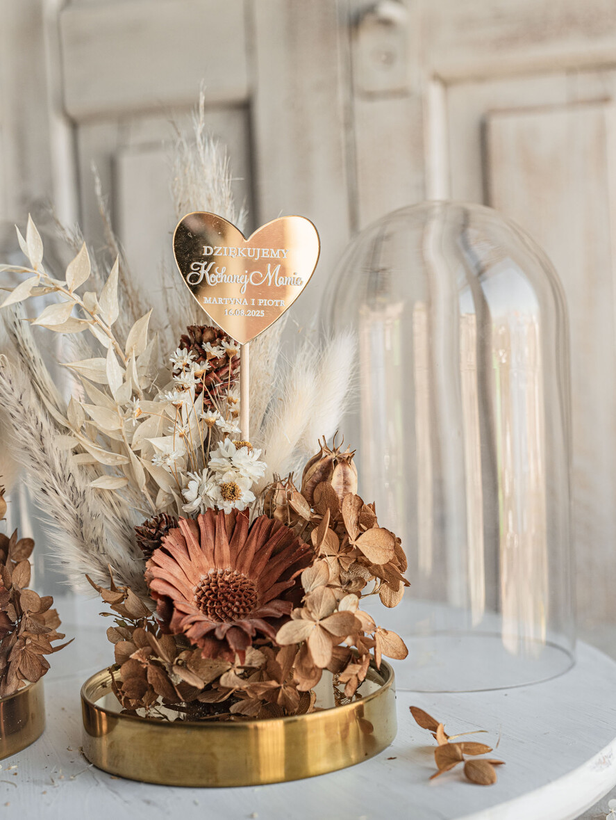 Prezenty dla Mamy flowerboxy, box ze słodyczami  prezent na dzień mamy, kwiaty w szklanej kopule, pomysł na prezent dla mamy, Szklana kopuła dekoracja suszone kwiaty, Suszone Kwiaty W Szkle7