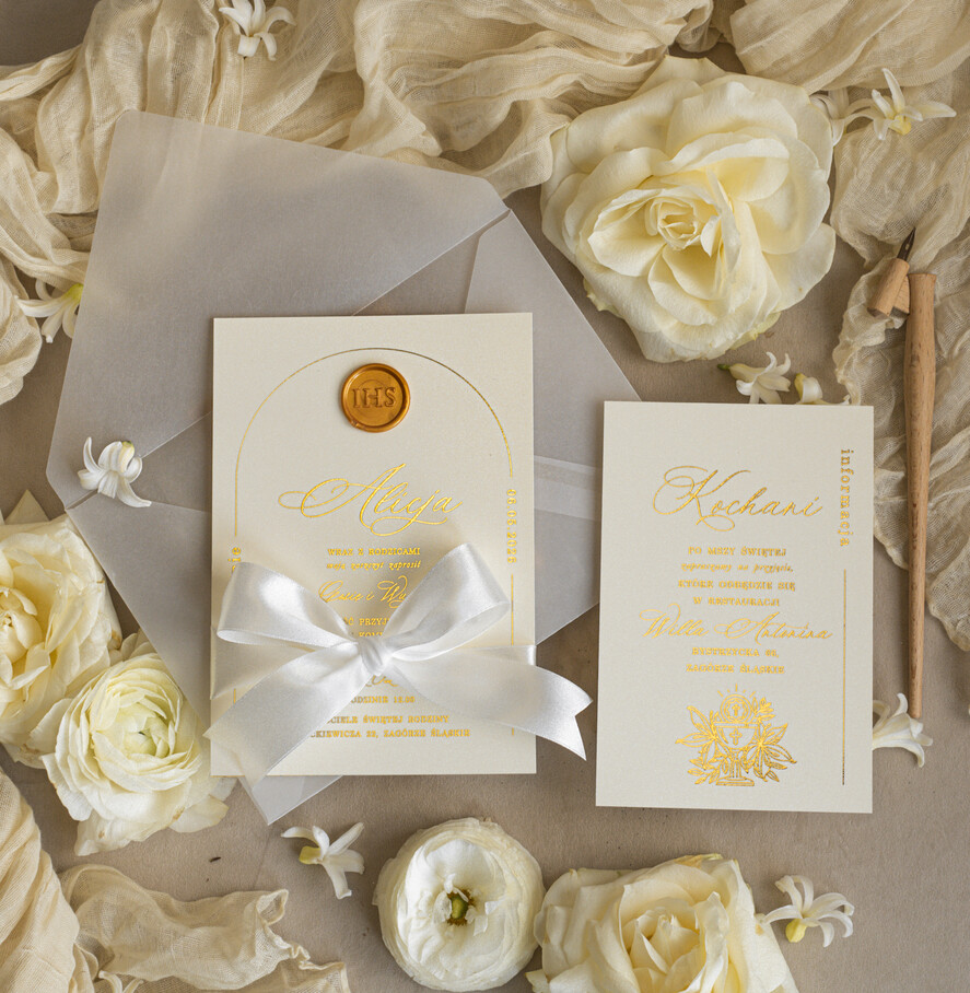 Zaproszenia na Komunię  dziewczynka  delikatne zaproszenia Komunijne Eleganckie zaproszenia komunijne dla dziewczynki, zaproszenia na komunię ze wstążką, złote zaproszenia na komunię z ozdobnym lakiem1