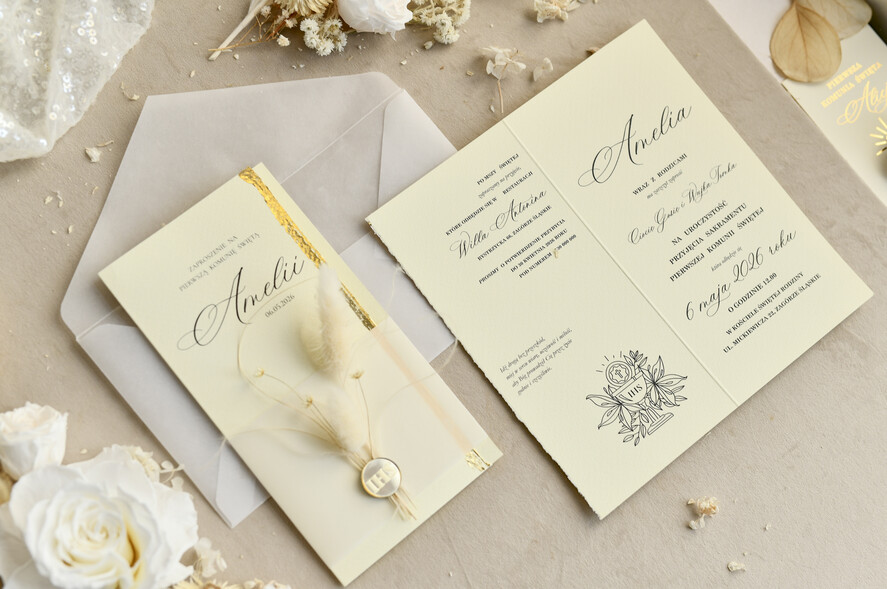 Zaproszenia na Komunię  dziewczynka  Podłużne różowe złocone zaproszenia na Komunię nowoczesne  Zaproszenia komunijne personalizowane1