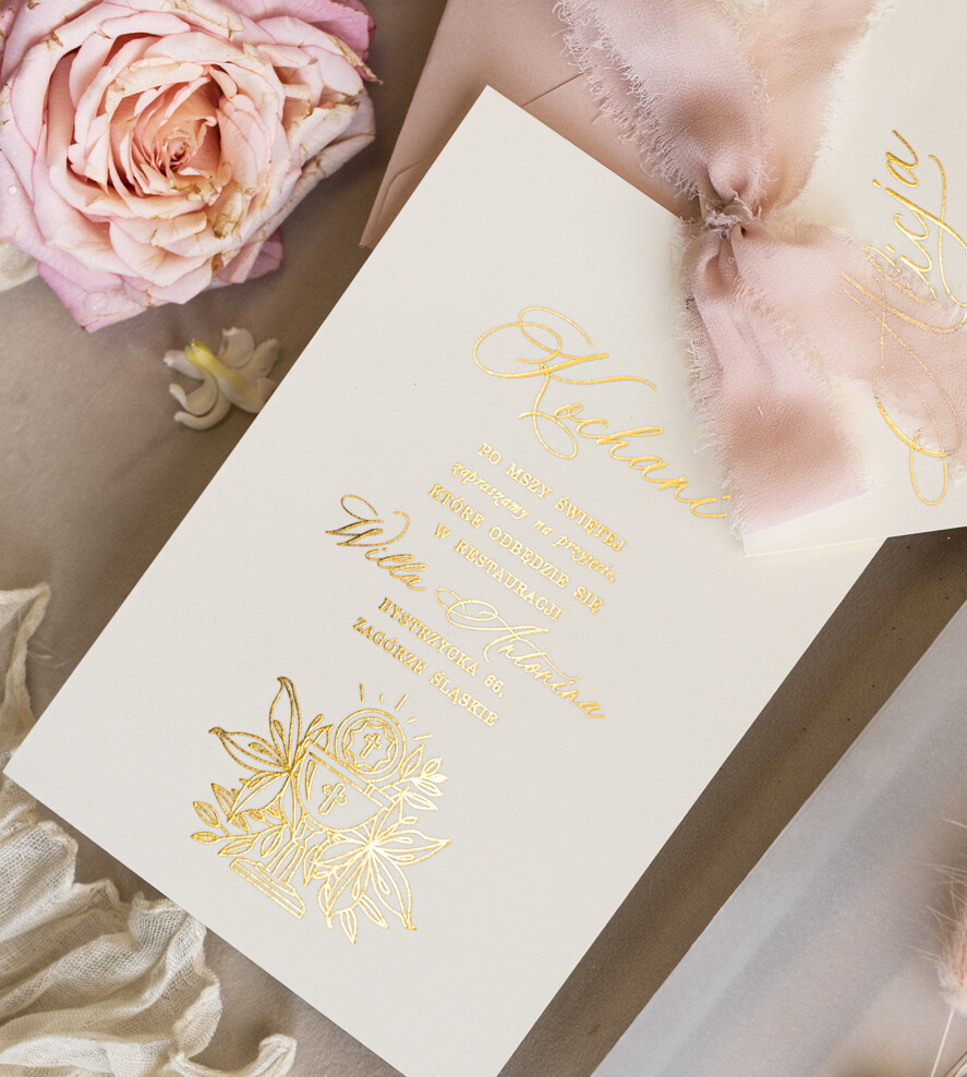 Zaproszenia na Komunię  dziewczynka  komunijne złote zaproszenia z kwiatkami, zaproszenia na Pierwszą komunię w kieszonce ze wstążką, zaproszenia na komunię dla dziewczynki, zaproszenie w kieszonce na komunię 8