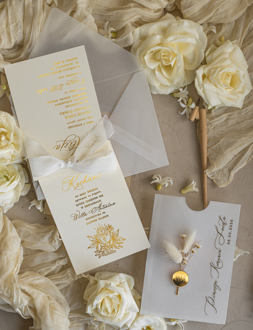 Zaproszenia na Komunię  dziewczynka  Eleganckie zaproszenia komunijne dla dziewczynki, zaproszenia na komunię z kwiatami, złote zaproszenia na komunię, zaproszenia na Pierwszą Komunię4